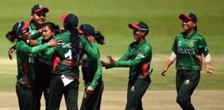 বিশ্বকাপে বাংলাদেশের মেয়েরা অস্ট্রেলিয়াকে হারিয়ে দিয়েছে