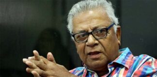 কথাসাহিত্যিক সমরেশ মজুমদার মারা গেছেন