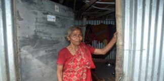 খোকসায় চোরে নিয়ে গেলো বৃদ্ধার খাওয়ার রুটিসহ সব