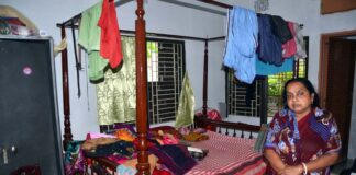 খোকসায় থানা থেকে ৩শ গজের মধ্যে দুর্ধষ ডাকাতি