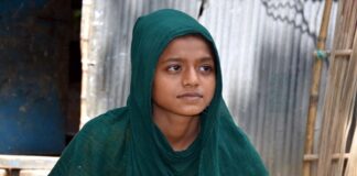 সাহসী ছাত্রী মিনু নির্যাতিতদের পাশে দাঁড়াতে চায়