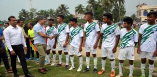 খোকসায় বঙ্গবন্ধু জাতীয় গোল্ডকাপ ফুটবল টুর্নামেন্টের উদ্বোধন