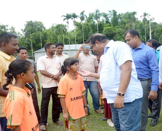 খোকসায় বঙ্গবন্ধু ও বঙ্গমাতা প্রাথমিক বিদ্যালয় ফুটবল টুনামেন্টের উদ্বোধন