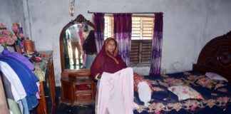 খোকসায় বিএনপি নেতার বাড়ি ভাঙচুর ও নারীদের নির্যাতনের অভিযোগ