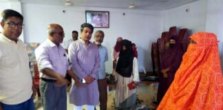 কুমারখালীতে ৫০ নারী পেলেন সেলাই মেশিন