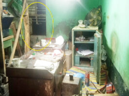 খোকসায় জুয়েলার্সের আলমারী ভেঙ্গে স্বর্ণালংকার নিয়ে গেছে দুর্বৃত্ত্বরা