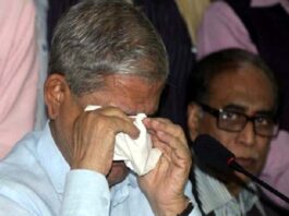 খালেদা জিয়ার অসুস্থতার কথা বলতে গিয়ে কাঁদলেন ফখরুল