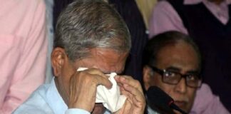 খালেদা জিয়ার অসুস্থতার কথা বলতে গিয়ে কাঁদলেন ফখরুল