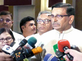 আন্দোলন সংগ্রামে ব্যর্থ বিএনপি নেতার মাথা পরীক্ষা করাতে বললেন হানিফ