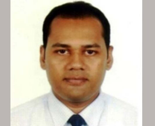 ঘুসের হার নির্ধারণ করা এসিল্যান্ড সাময়িক বরখাস্ত