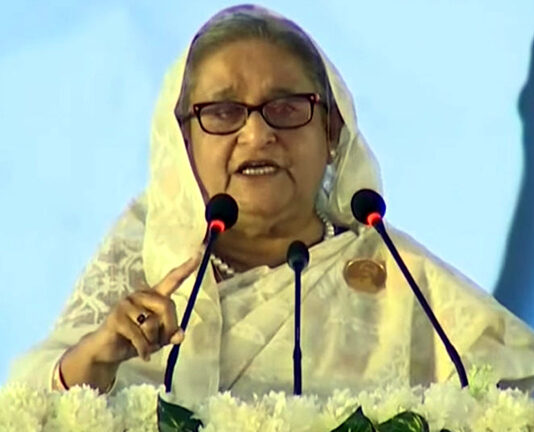 আমাদের ভয় দেখিয়ে লাভ নেই: প্রধানমন্ত্রী