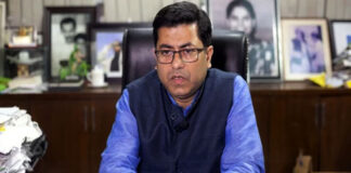 লগি-বৈঠা নিয়ে এবার গণতন্ত্র রক্ষা করব: শেখ তাপস