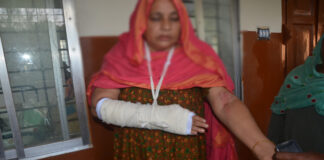 খোকসায় শ্বাশুরীর হাত ভেঙ্গে দিলো জামাই