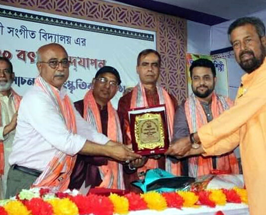 কুমারখালীতে গুণীজন সংবর্ধনা