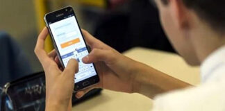 মোবাইন কিনে দিতে বিলম্ব হওয়ায় বিষ পান