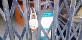 বিএনপির তালাবদ্ধ কার্যালয়ের চেয়ারে রেখে আসা হলো ইসির চিঠি