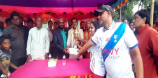 রাজবাড়ী জেলা মহিলা ফুটবল একাদশ ৩ গোলে জয়ী