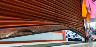 কুমারখালীতে একরাতে দুই দোকানে চুরি