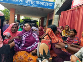 কুমারখালীতে দুর্ঘটনায় নিহত ১, আ.লীগ নেতাসহ আহত ৪