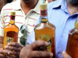 কুমারখালীতে বিষাক্ত মদ পানে দু’জনের মৃত্যু