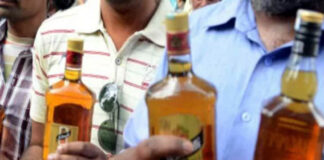 কুমারখালীতে বিষাক্ত মদ পানে দু’জনের মৃত্যু