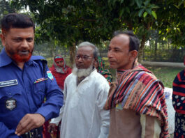 খোকসায় ২ মাসের শিশু ছিনিয়ে নেওয়ার চেষ্টার অভিযোগ