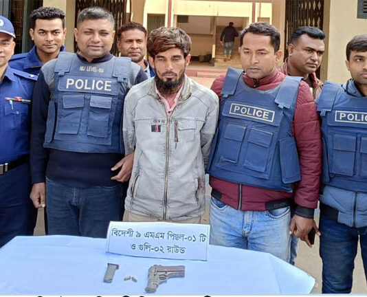 কালীগঞ্জে অস্ত্র ও গুলিসহ একজন আটক