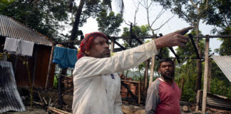 খোকসায় সুইচ দিতেই আগুন জ্বলে উঠলো প্রতিবন্ধির ঘরে