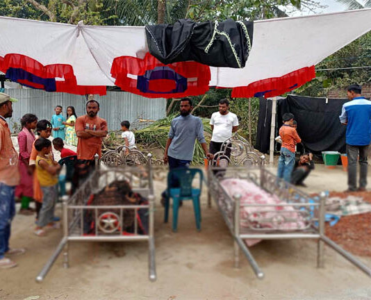 ছেলের মৃত্যুর খবর শুনে পিতাও মারা গেলেন