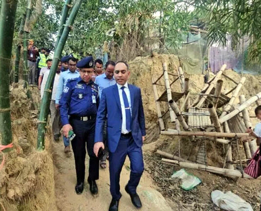 নাই্যংছড়ি সীমন্তের ২৪০ পরিবারকে সরিয়ে নেওয়ার নির্দেশ