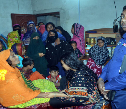 খোকসার বৃষ্টির লাশের অপেক্ষার প্রহর দীর্ঘ হচ্ছে