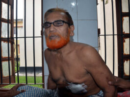 খোকসায় পাওনা টাকা চাওয়ায় ব্যবসায়ী ছুরিকাহত