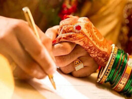 পরকীয়ার কারনে গ্রামে তালাক বেড়েছে