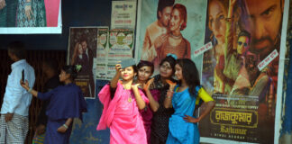 খোকসায় সিনেমা হলে দর্শক বেড়েছে