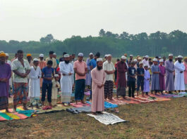 বৃষ্টির আশায় ‘ইস্তিসকার’ নামাজ আদায়