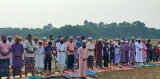 বৃষ্টির আশায় ‘ইস্তিসকার’ নামাজ আদায়