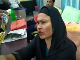 মহিলা ওয়ার্ড কাউন্সিলরের ঠোঁট ফাটালেন পুরুষ কাউন্সিলর