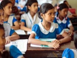 আপাতত প্রাথমিক বিদ্যালয় খুলছে না