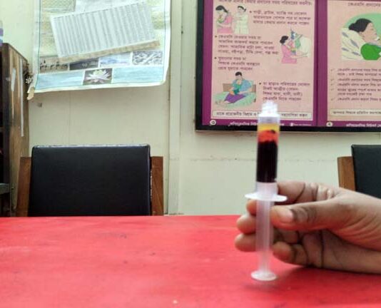 বিষধর সাপসহ রোগী নিয়ে হাসপাতালে, অত:পর