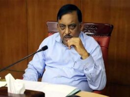 কুষ্টিয়ায় সাবেক স্বরাষ্ট্রমন্ত্রী ও পুলিশের বিরুদ্ধে মামলা