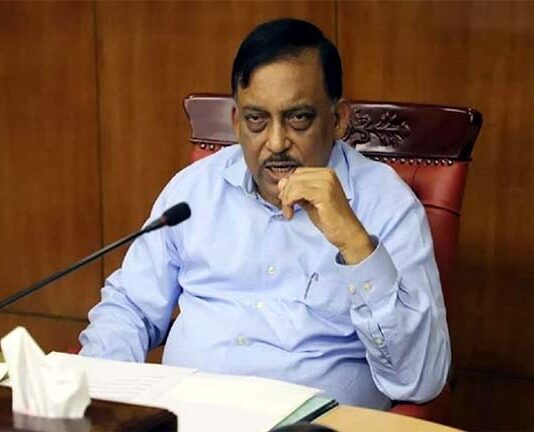 কুষ্টিয়ায় সাবেক স্বরাষ্ট্রমন্ত্রী ও পুলিশের বিরুদ্ধে মামলা