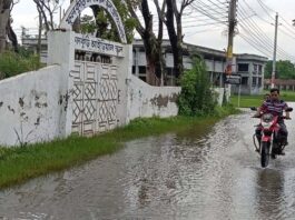 পৌর এলাকার বৃষ্টির পানি নিস্কাসনে শ্যালো মেশিন