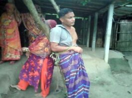 মাদ্রাসা শিক্ষক ও গৃহিণীকে গাছের সাথে বেঁধে নির্যাতন