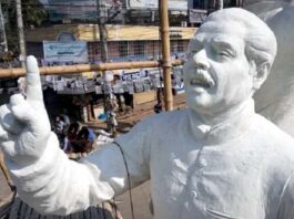 কুষ্টিয়া শহর রনক্ষেত্র, বঙ্গবন্ধুর মুরাল ভাঙচুর