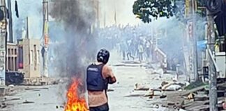 কুষ্টিয়ায় পুলিশের সাথে সংঘর্ষে শিশুসহ ৮ জন নিহত