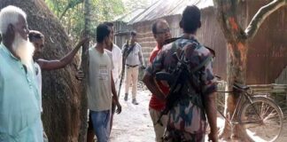 সীমান্তে কাঁটাতারের বেড়া দিতে পারেনি বিএসএফ