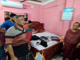 কুমারখালীতে দিনেদুপুরে অধ্যক্ষের বাড়িতে দুর্র্ধষ চুরি