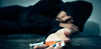 কুমারখালীতে মাদকে ঝুঁকে পড়ছে কিশোর- যুবকেরা