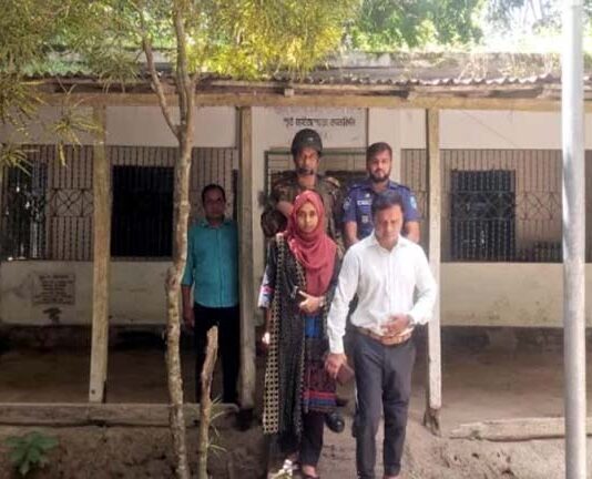 সুনীল গঙ্গোপাধ্যায়ের পৈতৃক ভিটা দখল মুক্ত হলো