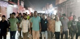 খোকসায় কৃষকদলের আহবায়কে অপসারণের দাবিতে বিক্ষোভ সমাবেশ